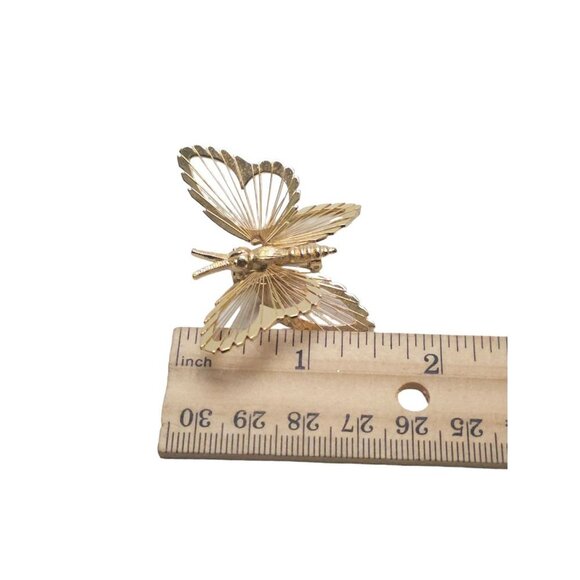 Monet Wire Design Open Work Butterfly Brooch Pin Gold Tone Vintage - Picture 5 of 5